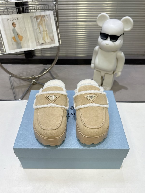 Prada Spring-Summer 2025 Runway Fur Slippers - KFY00280