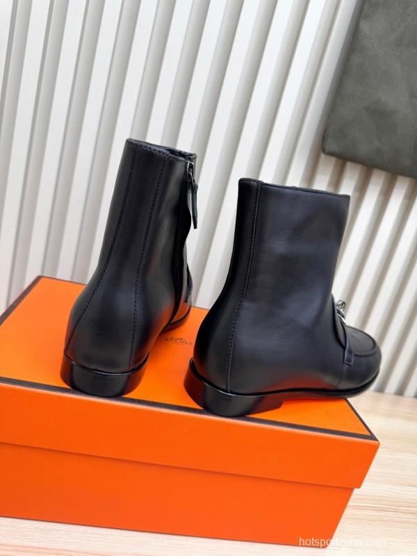H Kelly Buckle Ankle Boots - LY00390