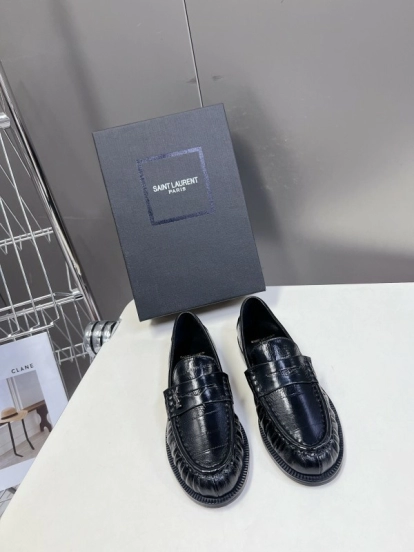 Saint Laurent 2025/SS Classic Loafer Flats - KFY00350