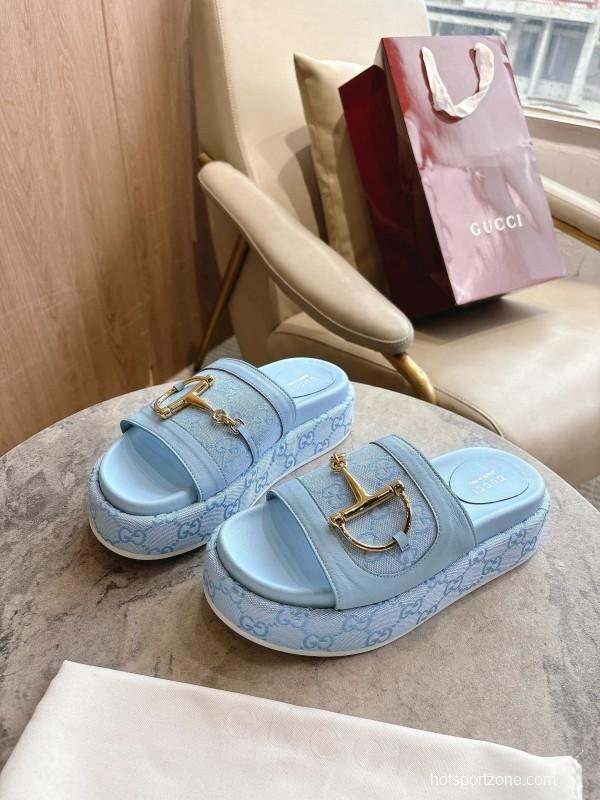 Gucci 8356-8 Women's Sandals with Horsebit Detail and Gold Hardware