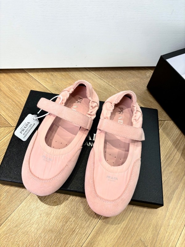Prada 2025 SS Metal Toe Thin Sole Training Shoes Casual Shoes - LY00260