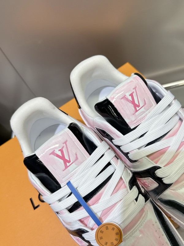 Louis Vuitton Trainer Basketball Series Cracked Ice Glue Process Sneakers - LY00490