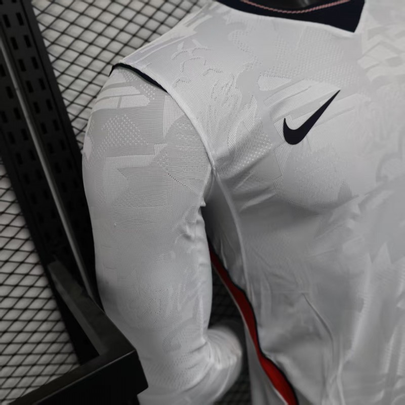25/26 Player Version  England Home Long Sleeve Jersey