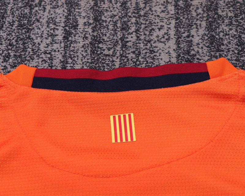 Retro Kids 12/13 FC Barcelona Away Jersey