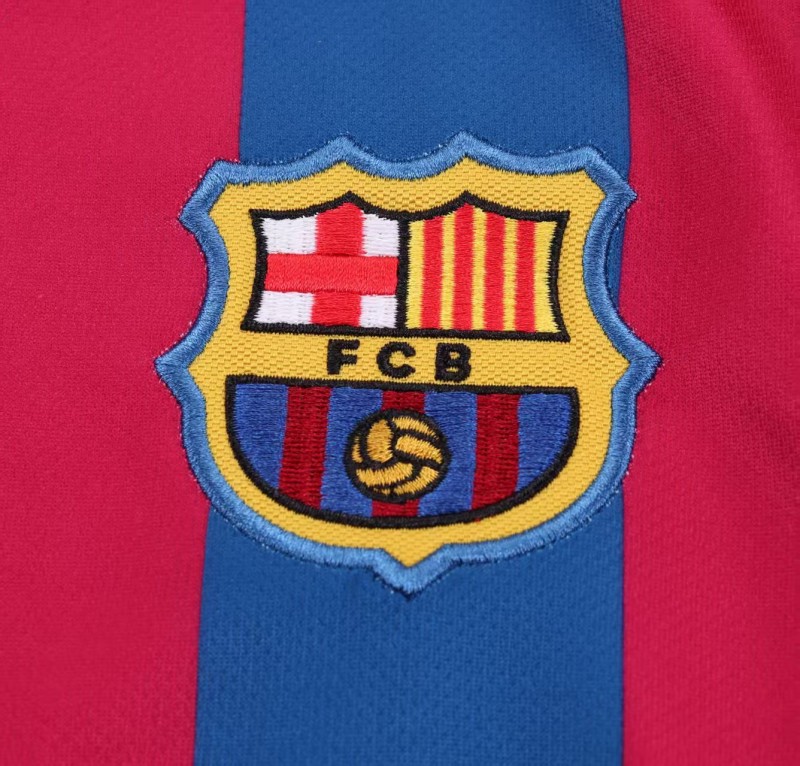 Retro Kids 05/06 Barcelona Home League Version Long Sleeve Jersey