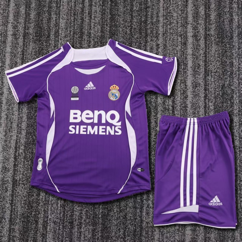Retro Kids 06/07 Real Madrid Away Purple Jersey
