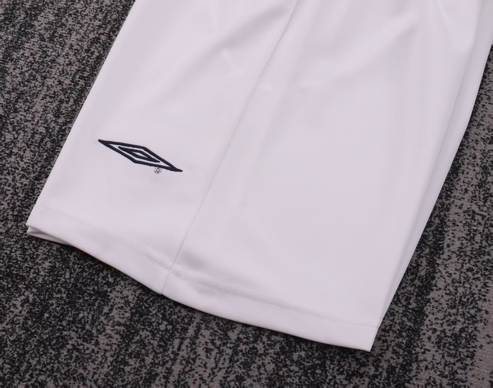Retro Kids 2002 England Home Jersey