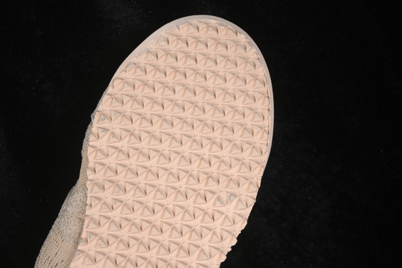 Adidas CSC3 Running Shoes with Advanced Traction Technology - 1183C563-250
