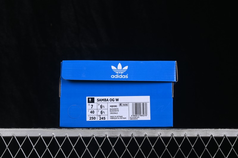 Adidas Samba OG Classic Sneakers with Retro Design - HQ9282