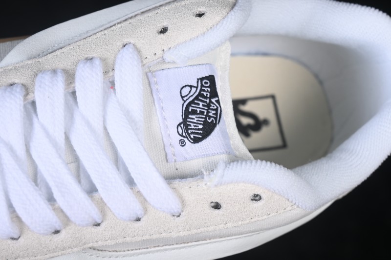 Vans Knu Skool Low-Top Casual Skate Shoes - VN0009D22CJI
