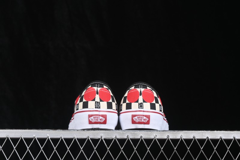 Vans Old Skool Low Top Casual Skateboarding Shoes - 7W0S0ND8WHXBAG