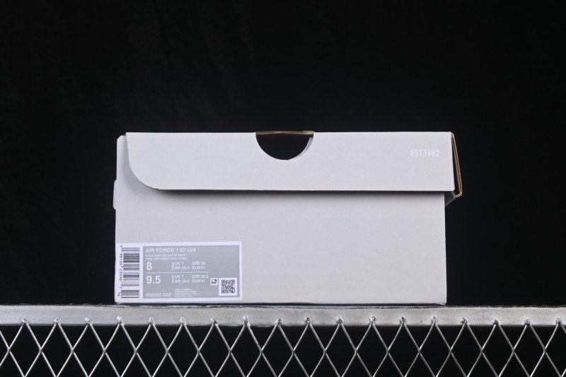 Nike Air Force 1 '07 Low Casual Sneakers with Full-Length Air Cushion - IR0952-002