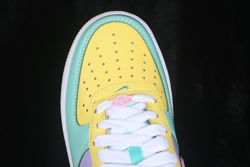 Nike Air Force 1 '07 Low Basketball Shoes with Patent Leather Color Blocking and Full-Length Air Cushion - IQ9706-701