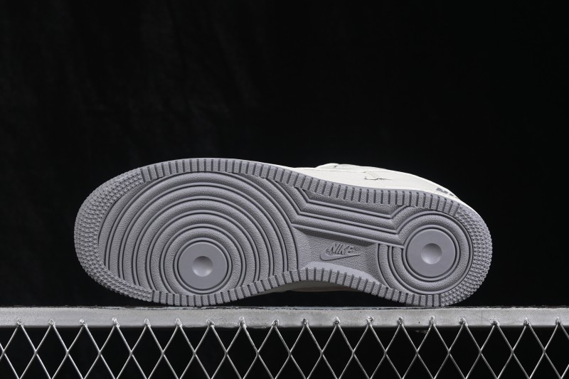 Nike Air Force 1 '07 Low Basketball Sneakers with Full-Length Air Cushion - MM3399-829