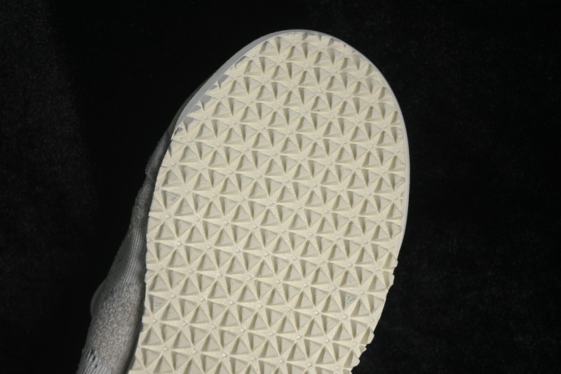 Adidas CSC3 Running Shoes with Dynamic Fit Support and Breathable Mesh Upper - 1183C563-200