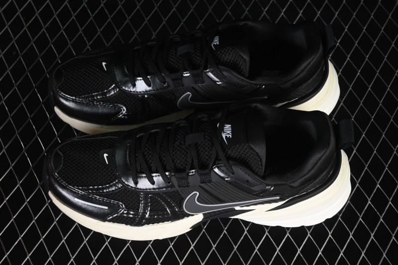 Nike V2K Run Retro Low-Top Running Shoes with Cushlon Foam Cushioning - FD0736-012