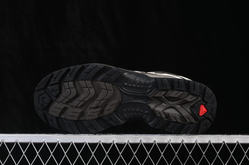 Salomon XT-Quest GTX Trail Running Shoes with Sensifit and Contagrip for Outdoor Exploration - 492789-29