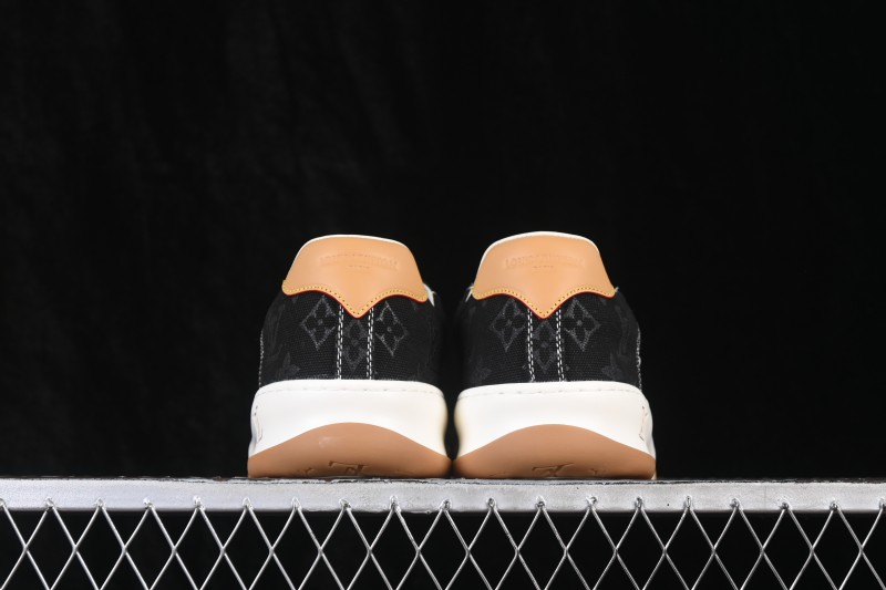 Louis Vuitton Tilted Sneakers Classic 2026SS Low-Top Casual Shoes in Smooth Calfskin Leather with Vuitton Branding - T.E5