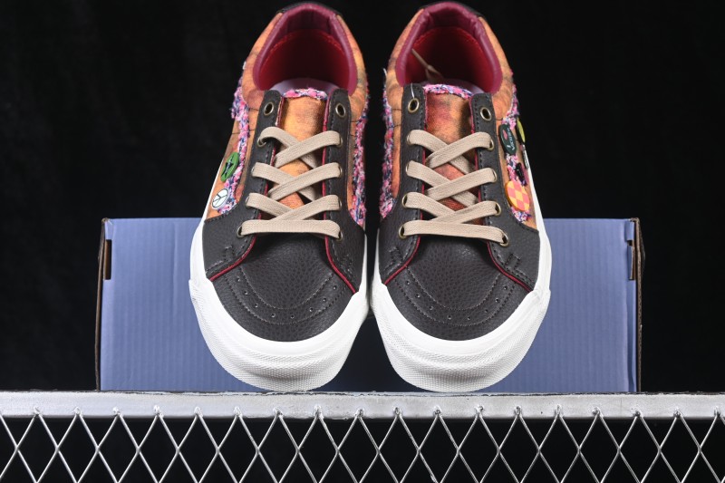 Vans Sk8-Low Badge Limited Edition Casual Skateboarding Shoes with Detachable Embroidery Patches - VN0A4UUK6BT