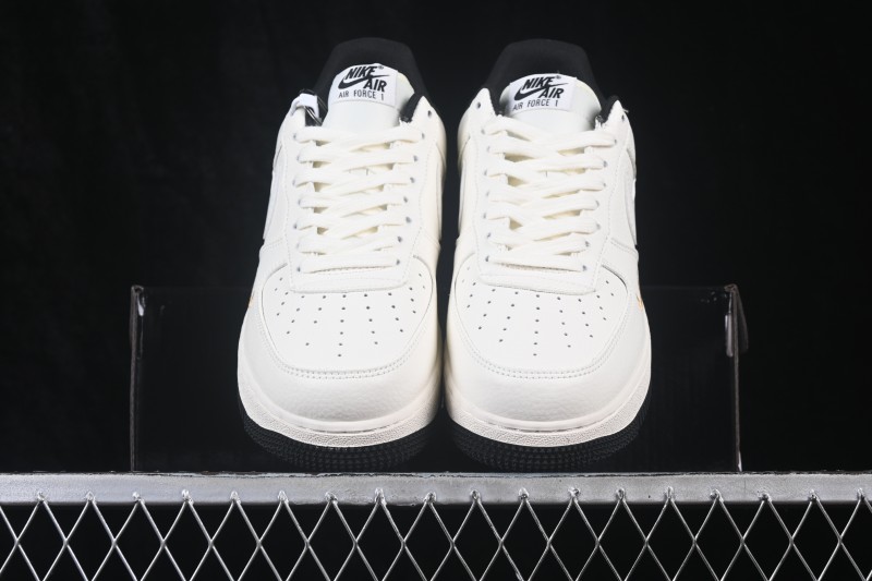 Nike Air Force 1 '07 Low Casual Skateboarding Shoes with Full-Length Air Cushion - DN9688-135