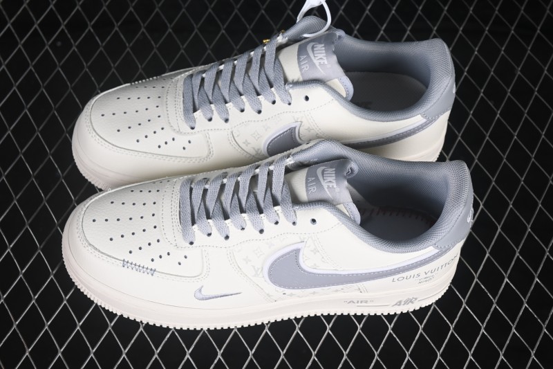 Nike Air Force 1 '07 Low Basketball Shoes with Full-Length Air Cushion - GS2288-014