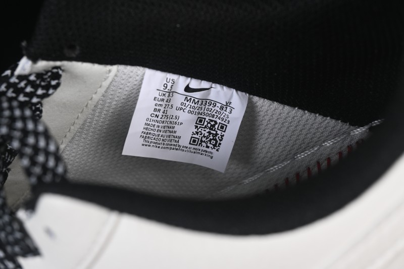 Nike Air Force 1 '07 Low Casual Sneakers with Two-Tone Contrast Design - MM3399-813