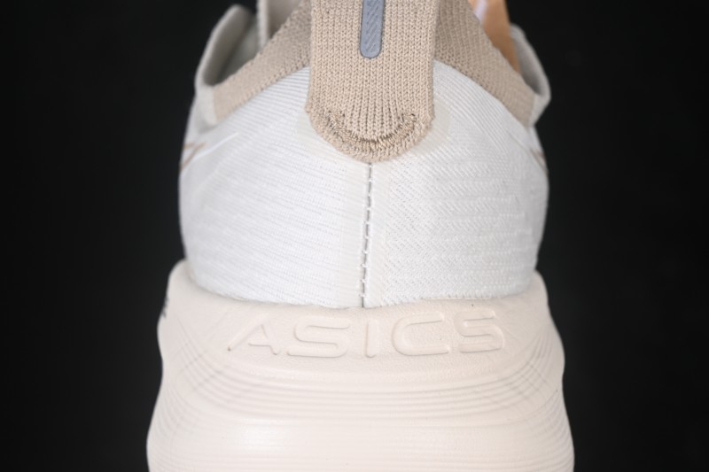 Asics Gel-Nimbus 27 Retro Breathable Cushioned Running Shoes for Men - 1011C096-200