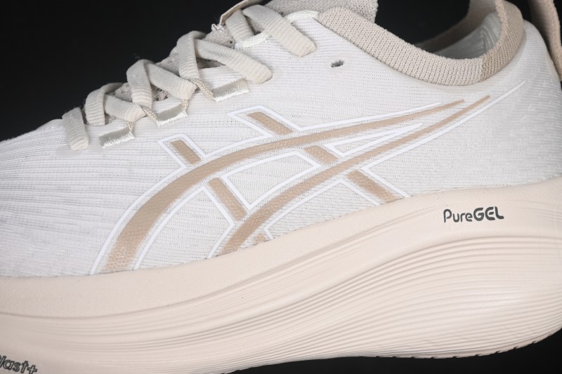 Asics Gel-Nimbus 27 Retro Breathable Cushioned Running Shoes for Men - 1011C096-200