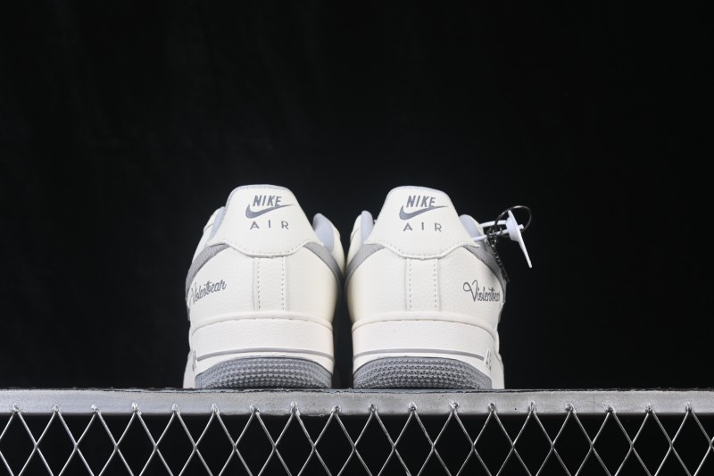 Nike Air Force 1 '07 Low Collaboration Skateboarding Shoes with Full-Length Air Cushion - HO7788-103