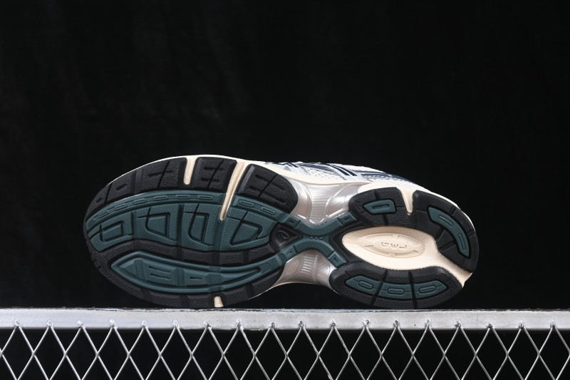 Asics Tiger GEL-1130 Retro Running Shoes with GEL Cushioning - 1201A956-100