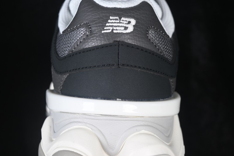 New Balance 9060 Retro Casual Running Shoes with ABZORB Cushioning - U9060510