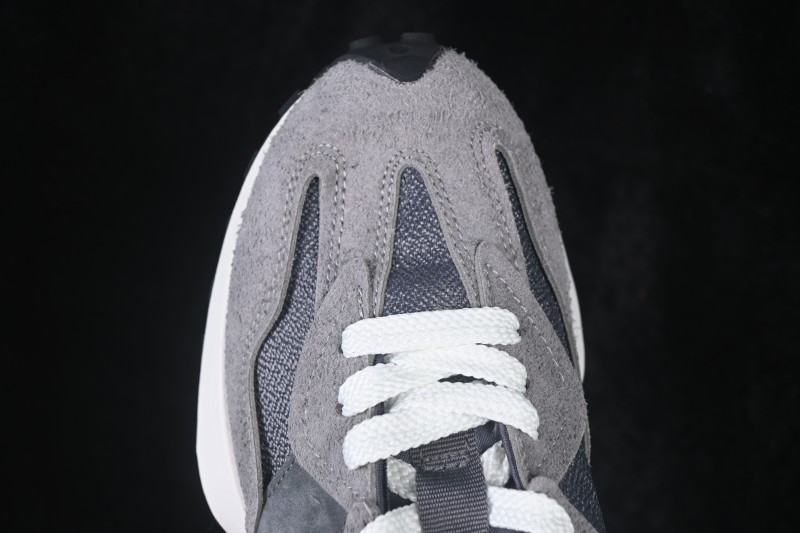 New Balance MS327 Retro Running Shoes with Vintage-Inspired Design - U327WTG