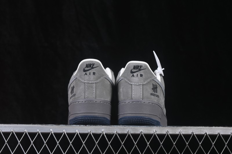 Nike Air Force 1 '07 Low Basketball Sneakers with Full-Length Air Cushion - DF0188-018