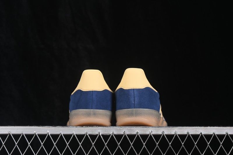 Adidas Originals Gazelle Indoor Retro Low-Top Casual Skateboarding Shoes with Anti-Slip Wear-Resistant Sole - IH6798