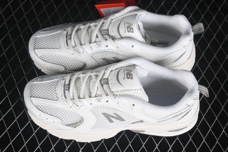 New Balance NB530 Retro Running Shoes with Cushioned Comfort - U530CSB
