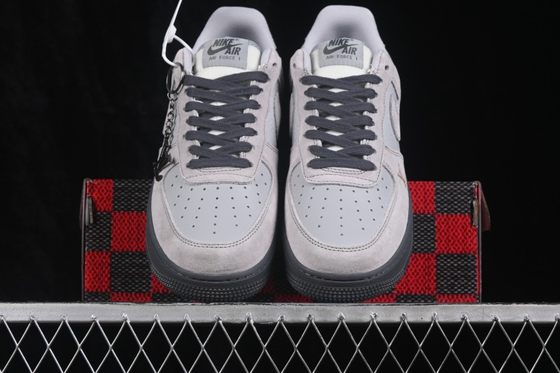 Nike Air Force 1 '07 Low Basketball Shoes with Full-Length Air Cushion - KD1688-010
