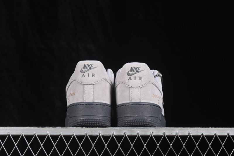 Nike Air Force 1 '07 Low Basketball Shoes with Full-Length Air Cushion - KD1688-010