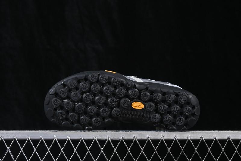 New Balance MT10 Series Barefoot-Inspired Lifestyle Shoes with Vibram Outsole - MT10O8SW