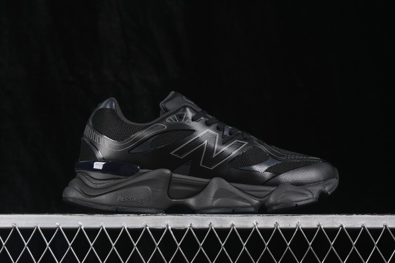 New Balance 9060 Unisex Retro Running Sneakers with Suede and Mesh Upper - U90606TO