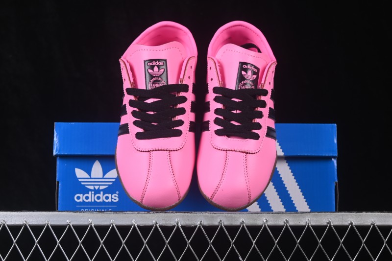 Adidas Originals x Notitle Tokyo W JQ3025 Collaboration Low-Top Lifestyle Sneakers