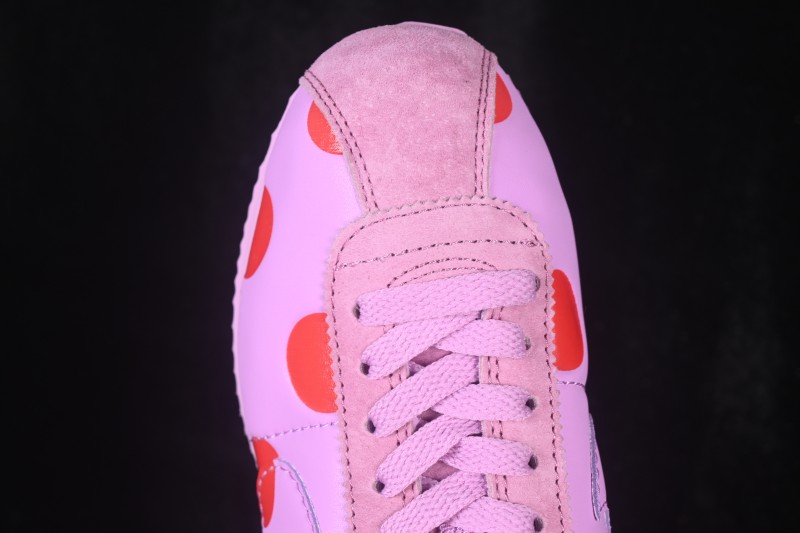 Nike Classic Cortez Leather Retro Running Shoes - IR1332-500