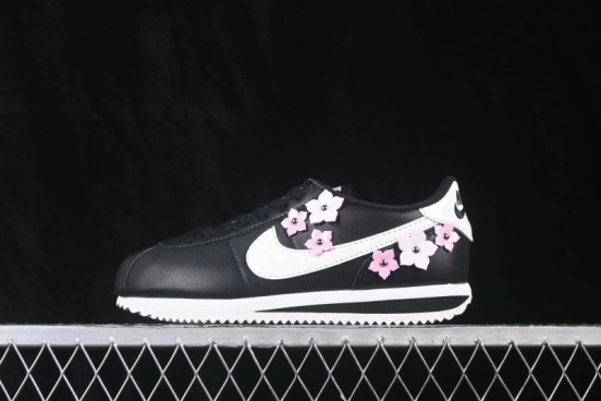 Nike Classic Cortez Leather Retro Running Shoes - IV5675-001