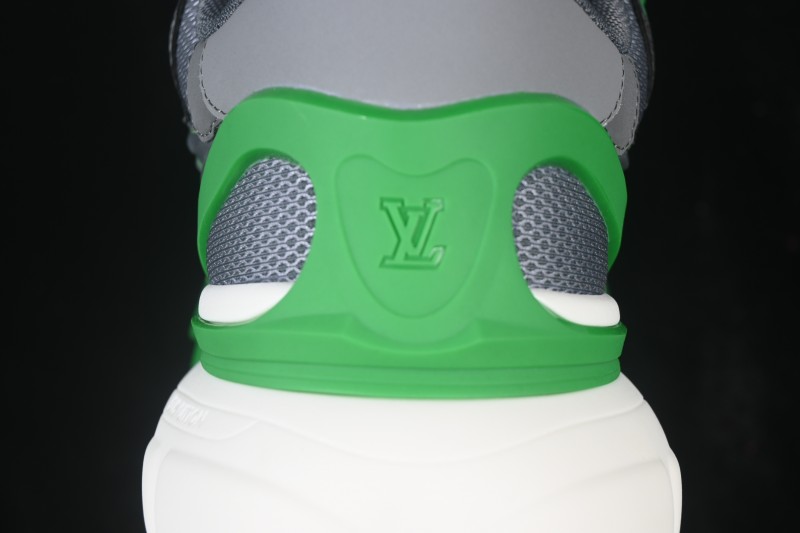 Louis Vuitton Tatic Runner Retro Chunky Dad Sneakers - GREEN