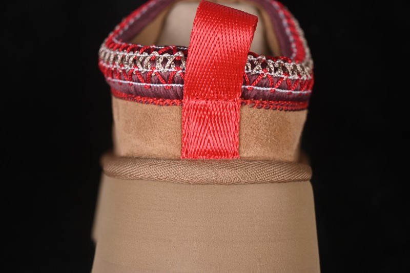 UGG Tazz II Classic Platform Snow Boots - 1122553 CHE