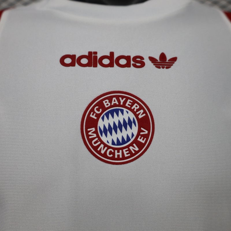 Player Version  26/27 Bayern Munich Casual Retro Jersey