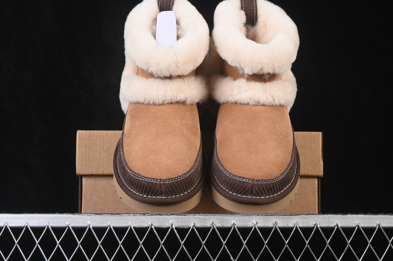 UGG Classic Novelty Cookie Suede Round Toe Slip-On Snow Boots - 1180434 CHE