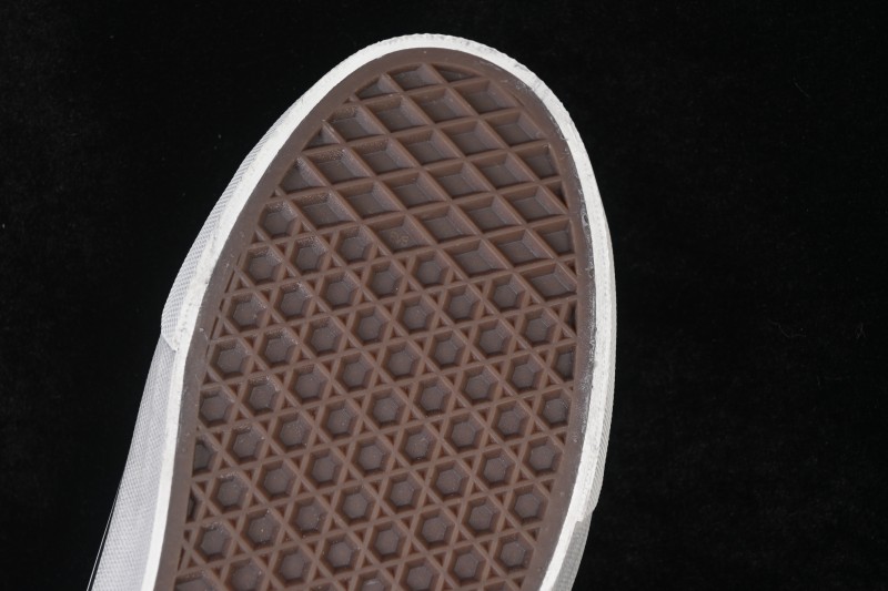 Vans Authentic Lx Low-Top Casual Vulcanized Skate Shoes - VN000D9NWVD