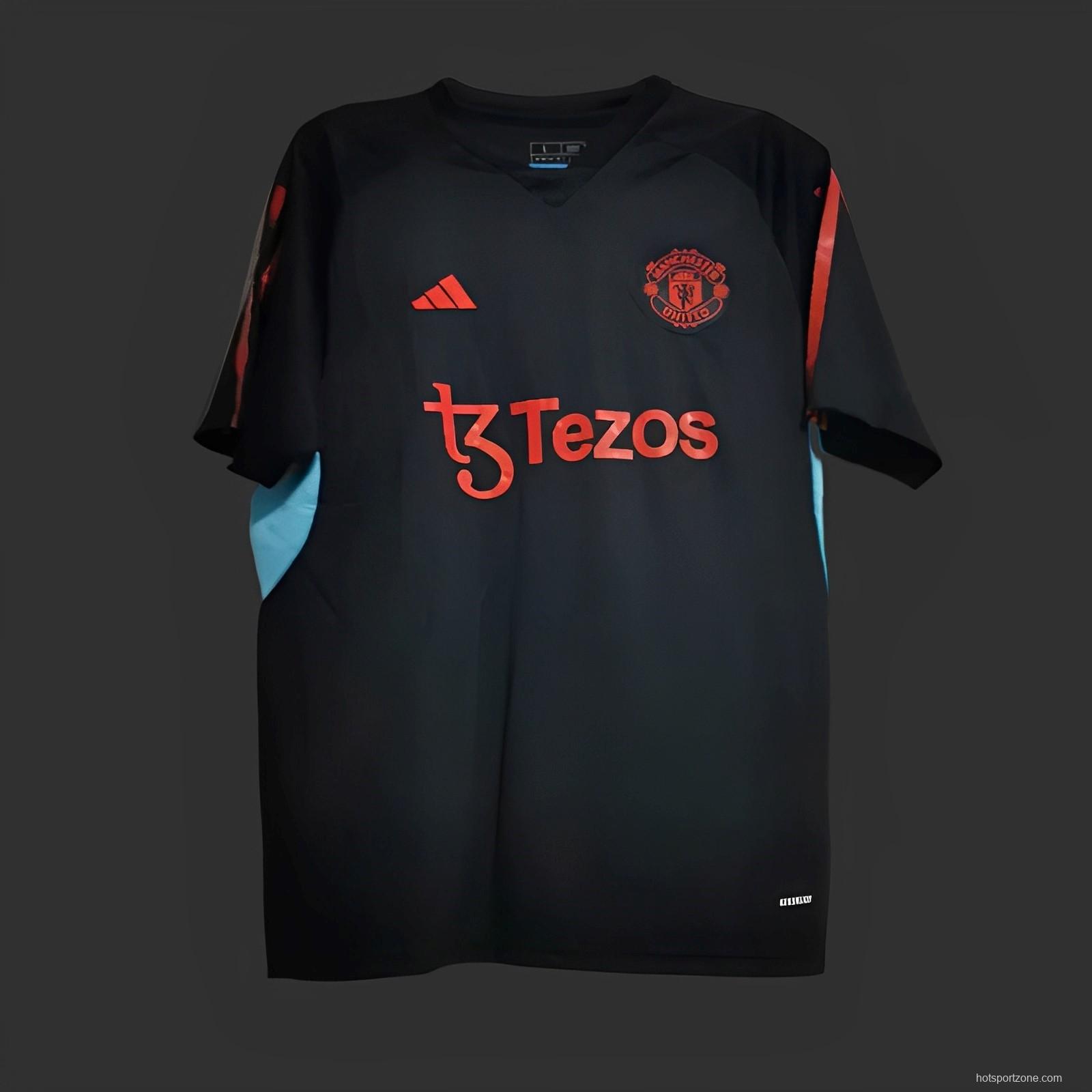 23/24 Manchester United Black Training Jersey