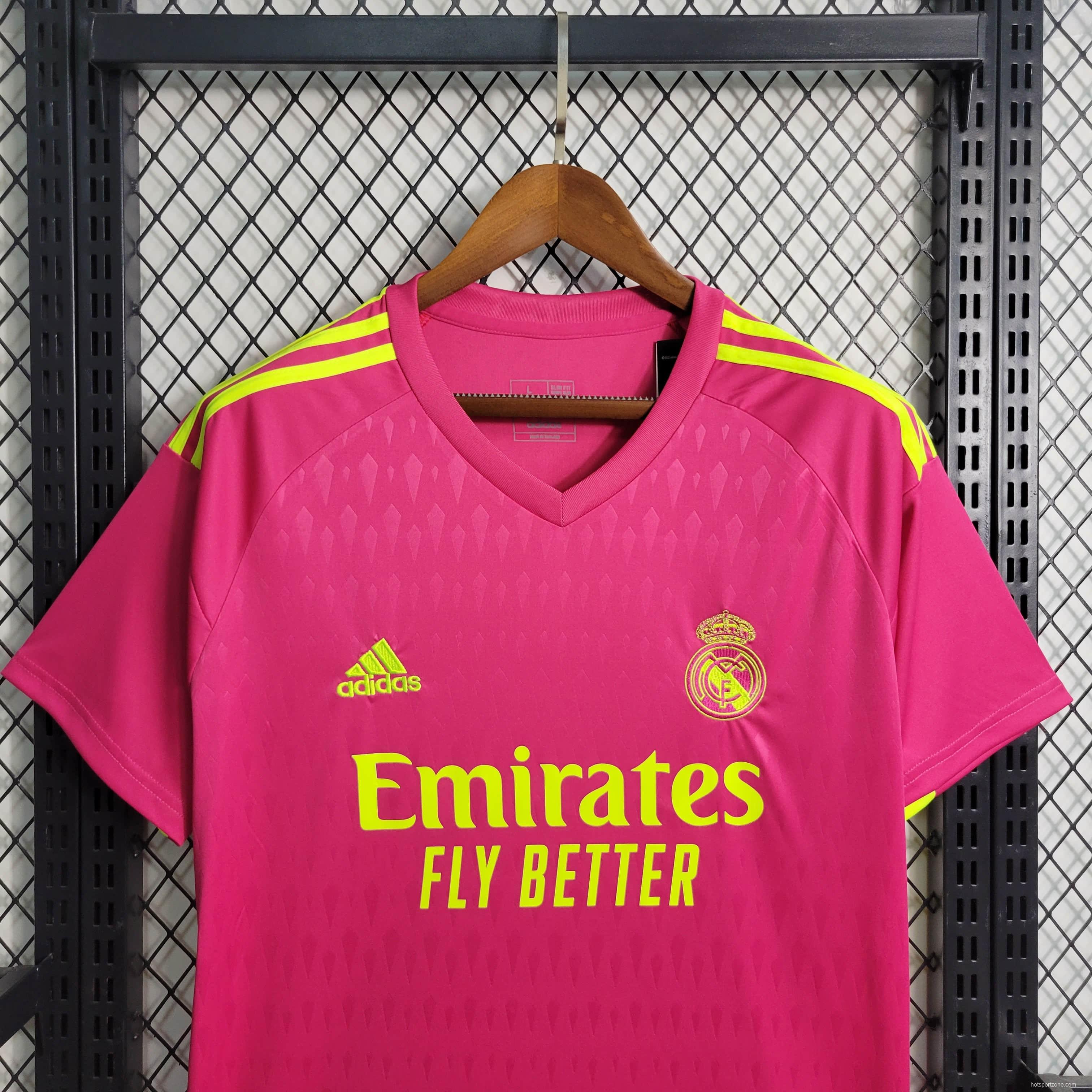 23-24 Real Madrid Goalkeeper Pink Jersey
