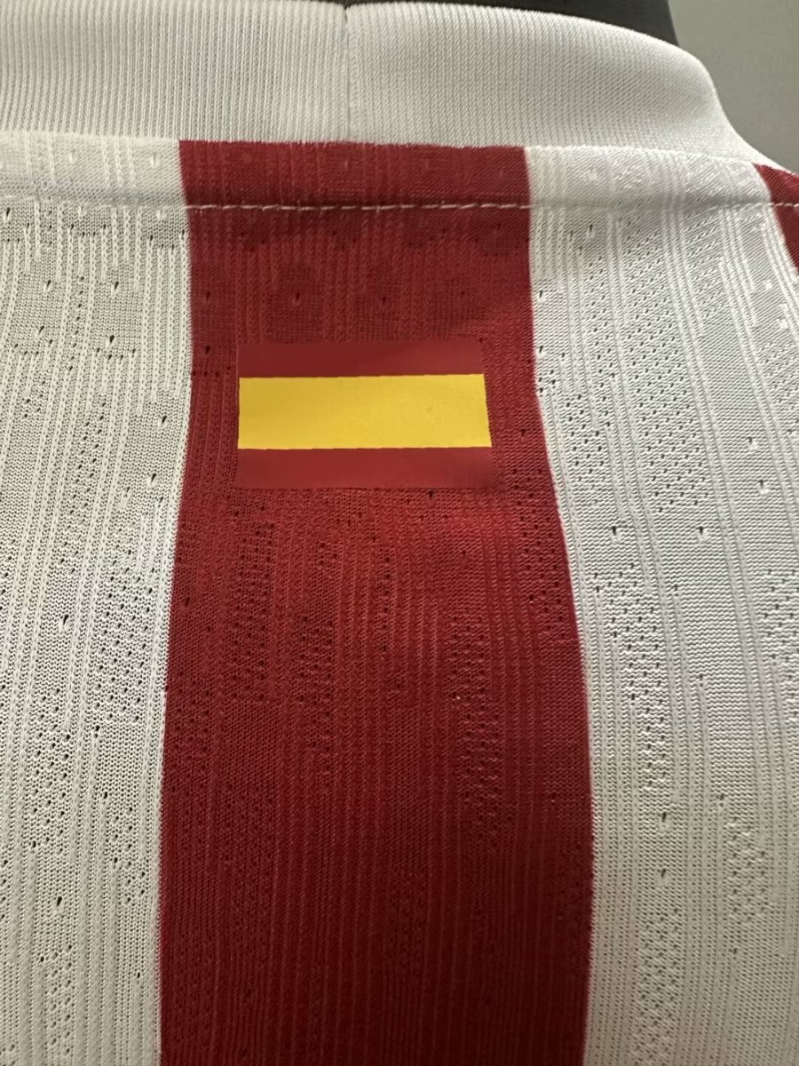 2025/26 Player Version Atletico Madrid Home Long Sleeve Jersey